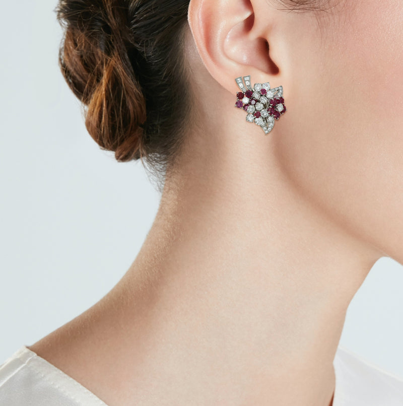 Van Cleef & Arpels Fleurette Diamond Stud Earrings – Cris Notti Jewels