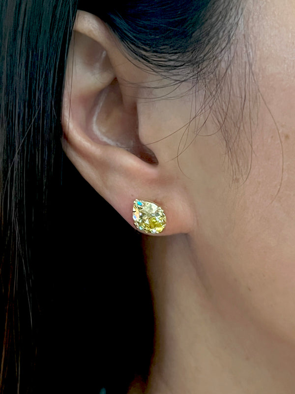 Stephen Russell 18K Gold & Vivid Yellow Antique Diamond Stud Earrings